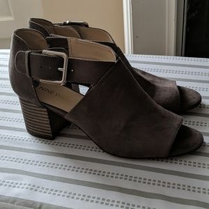 Nine West sandal heels